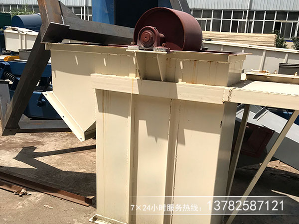 塑料畚鬥適合使用在那些行業提升！