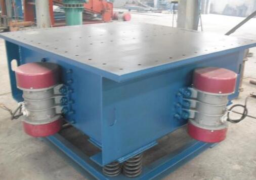 振動平台中的振動電機如何防止灰塵？